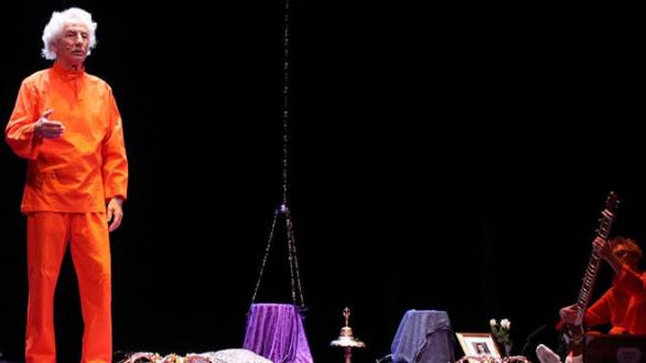 Rafael Álvarez protagoniza Autobiografia de un yogui