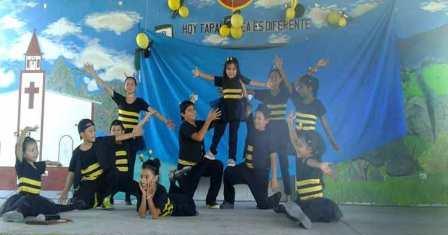 Salvadorian Colmenitas Multiply Joy in Theater Festival