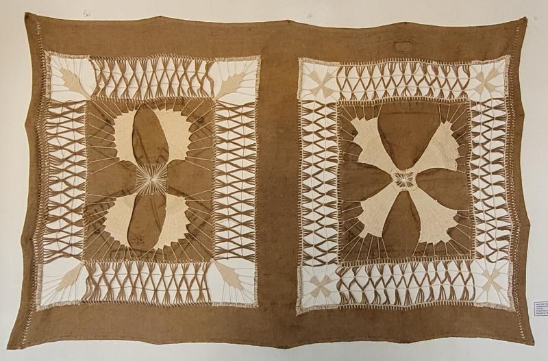 Obra de la exposición “Tejidos Paralelos”