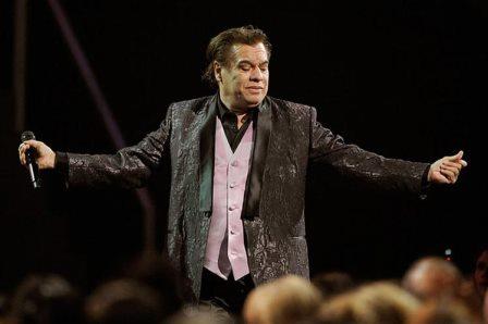 Mexico Shocked: Singer Juan Gabriel Died