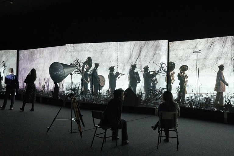 William Kentridge, «More Sweetly Play the Dance»