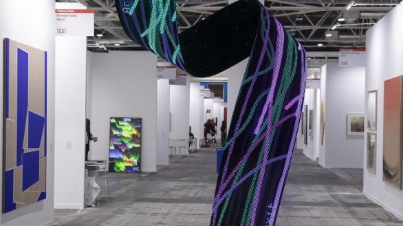 Vista de obra de arte expuesta en la feria de arte Estampa 