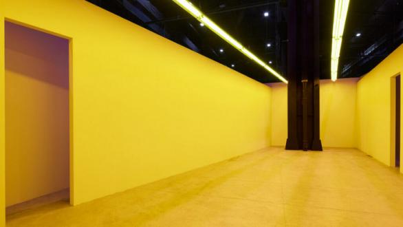 Bruce Nauman, Left or Standing, Standing or Left Standing, 1971/1999 Private collection Collection of Dia Art Foundation, Partial gift, Lannan Foundation, 2013 © 2022 Bruce Nauman / SIAE Courtesy Sperone Westwater, New York