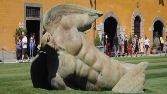 El Fallen Angel, Igor Mitoraj. Pisa, Italia.