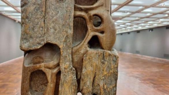 "Anatomía de la madre-madera - Retrospectiva de Wifredo Díaz Valdéz"