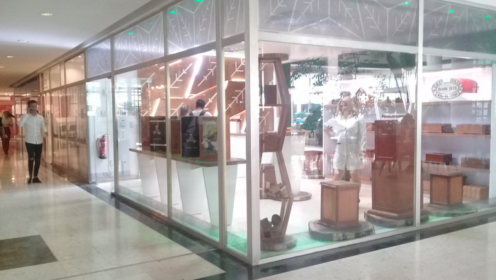 Artistic Humidors Store Opened at Hotel Habana Libre