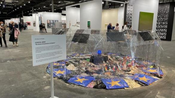 Obra de Concha Jerez recibe a los visitantes a la Feria Estampa 2021