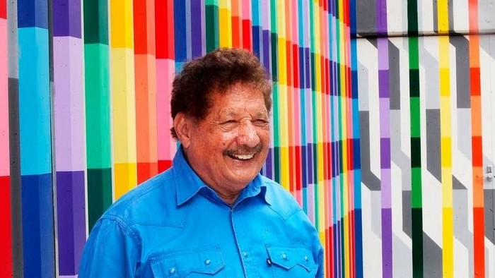 Colombia recibe la obra de Juvenal Ravelo