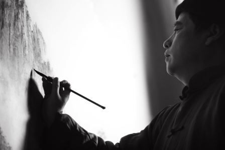 Zeng Xiaojun, the breath of tradition