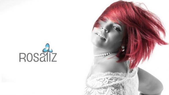 Rostro de la cantante Rosaliz