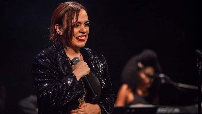 Gretel Cazón, “en persona”, regresó 