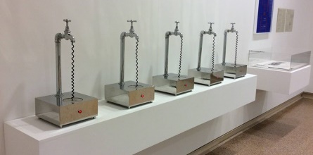 “Escuchar con los ojos”.  Arte sonoro en España, 1961-2016 