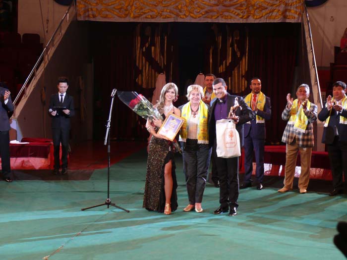 Magos Sixto y Lucía, nuevo premio para Cuba