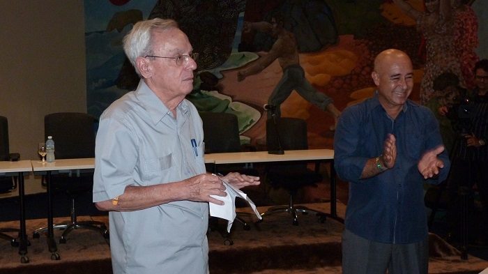 Eusebio Leal junto a Eduardo Avila, director de la Casa Iberoamericana