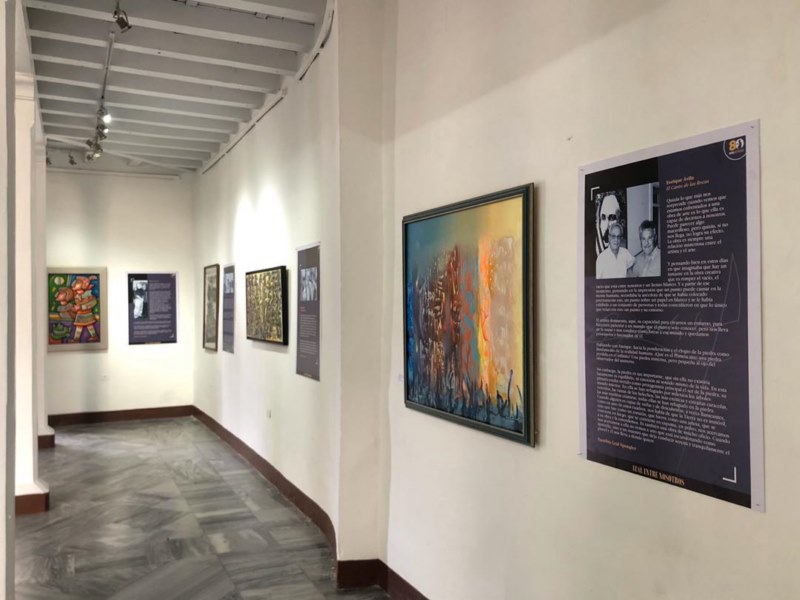 Vista de la galería Carmen Montilla con la muestra Leal entre nosotros