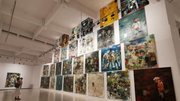 Vista de la exposición “La gloria es otra cosa”