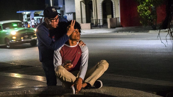 Filming on the corner of 23 and 12 in Vedado