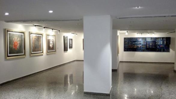 Meditations and silences of Choco in Collage Habana