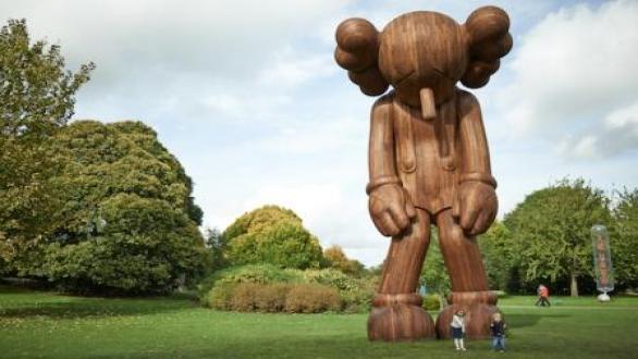 KAWS SMALL LIE (2013) Photo: Courtesy the artist and YSP