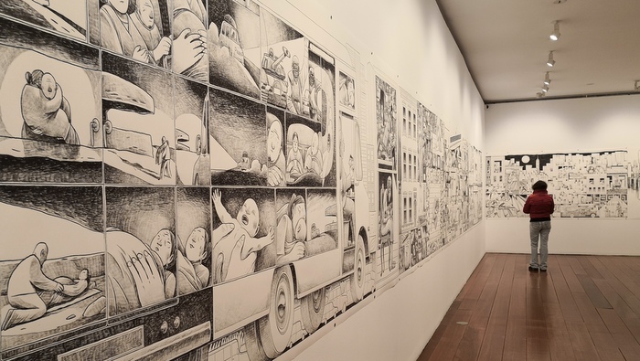 The vignettes overflow the José Guerrero Center