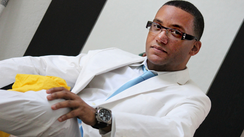 Illustrious Havana people: at the piano, the boy from Príncipe Street