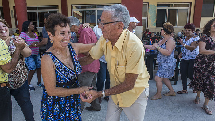 Nuevo espacio de Artex: “Salsa Cuba Casineando en la Tropical” 