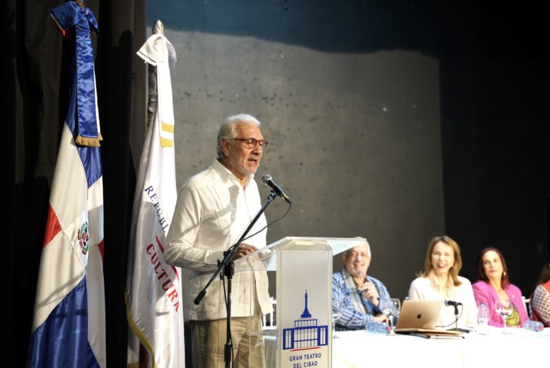 Darío Villamizar, embajador de Colombia en República Dominicana señaló que la participación del país en este importante festival tiene lugar en el marco del Plan de Promoción de Colombia en el Exterior.jpg