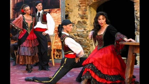  Carmen