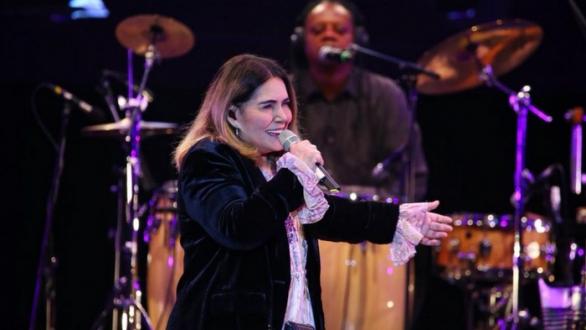 Tania Libertad cierra Cervantino con homenaje a Armando Manzanero (Ariel Ojeda) /Milenio