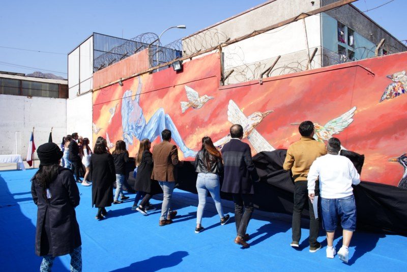 mural de mosaico Entre el aire y la tierra