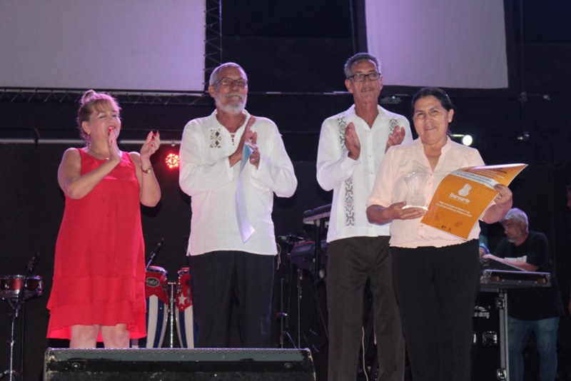 premiación iberoarte 