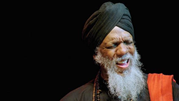 Dr. Lonnie Smith, organista considerado leyenda viva del jazz