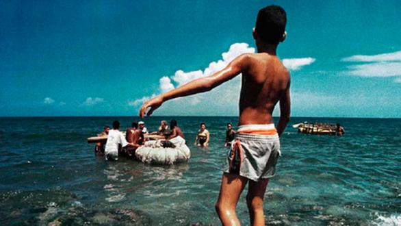 Fotograma de la película Agosto