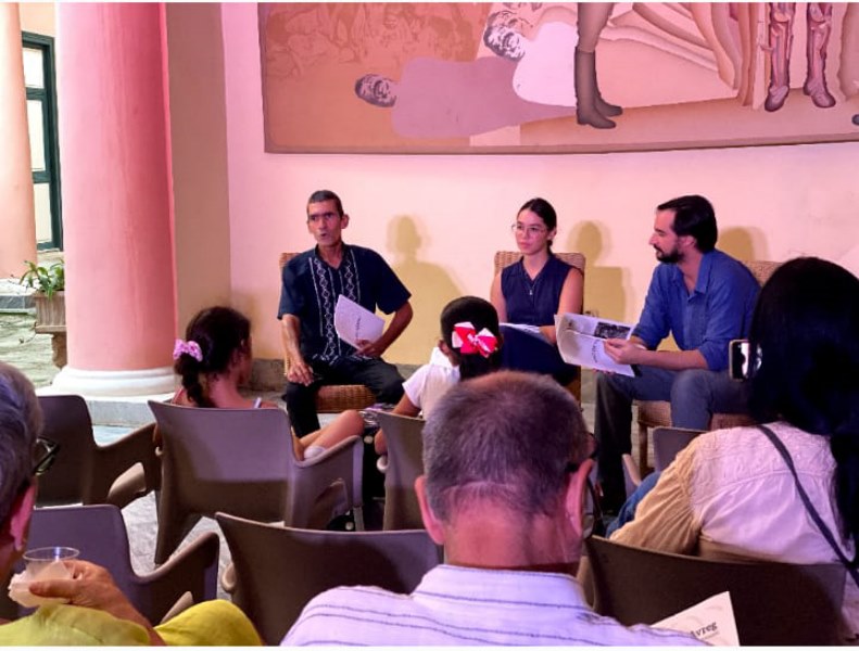 Presentación del catálogo de la exposición colectiva Vaso de tiempo
