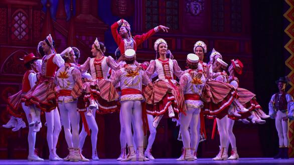 Ballet Nacional de Cuba presenta la obra "Coppelia" 