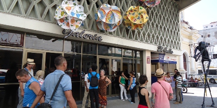 EL FCBC EN BIENAL: Abre la exposición de arte joven Territorios
