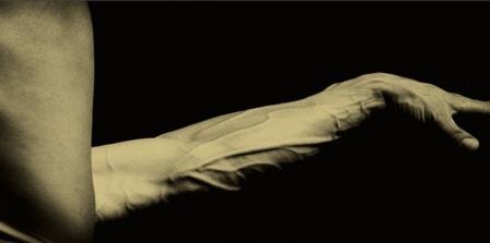 La nueva galería Casa8 abrió exposición de su nómina artística