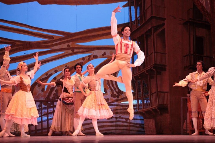Momentos del ballet Don Quijote