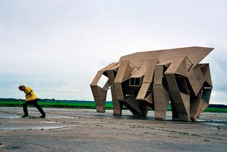 Theo Jansen. Amazing creatures