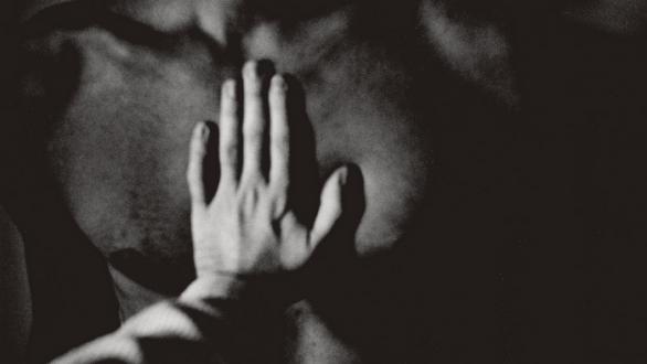 L’ami, 1979 Collection Maison Européenne de la Photographie, Paris. © Hervé Guibert