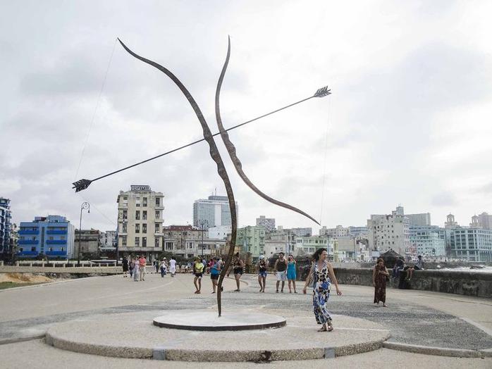 The Biennial Itineraries: Behind the Wall