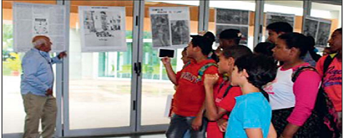 Inauguran exposición “Memorias y recuerdos de un abril lejano”