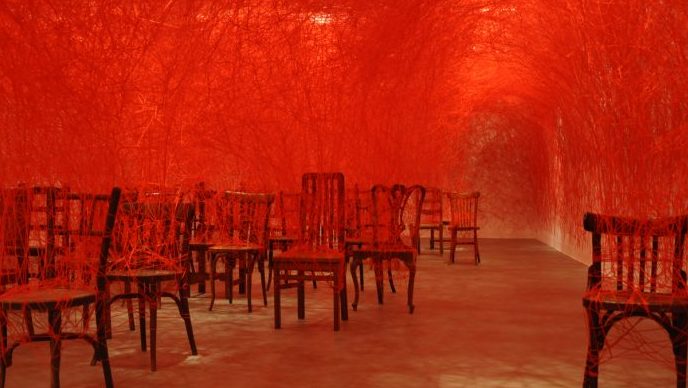 Fundació Antoni Tàpies: Chiharu Shiota. Everyone, A Universe