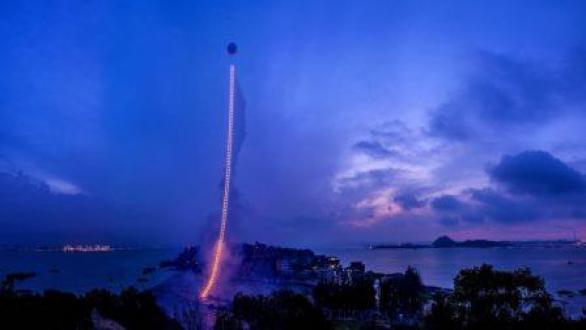 Cai Guo Qiang, Sky Ladder (2015). Courtesy of Cai Studio/Netflix.