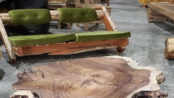 Madera rústica para decorar en Fiart 2019