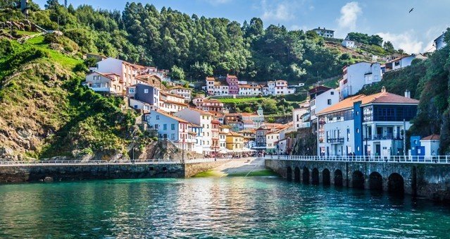Asturias, patria querida