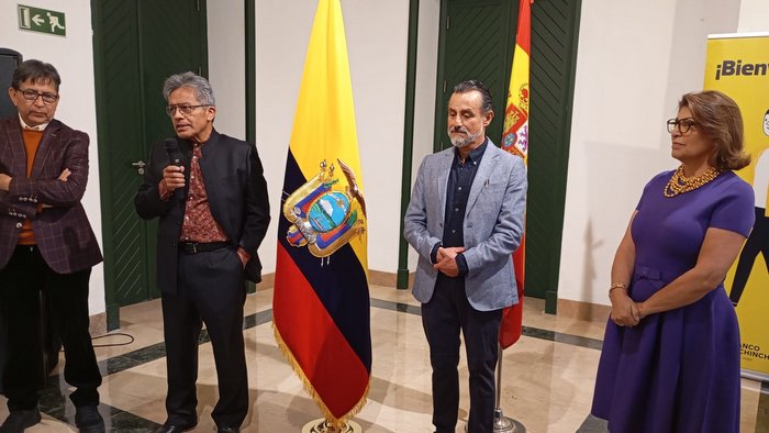 Tres miradas ecuatorianas sobre lo femenino