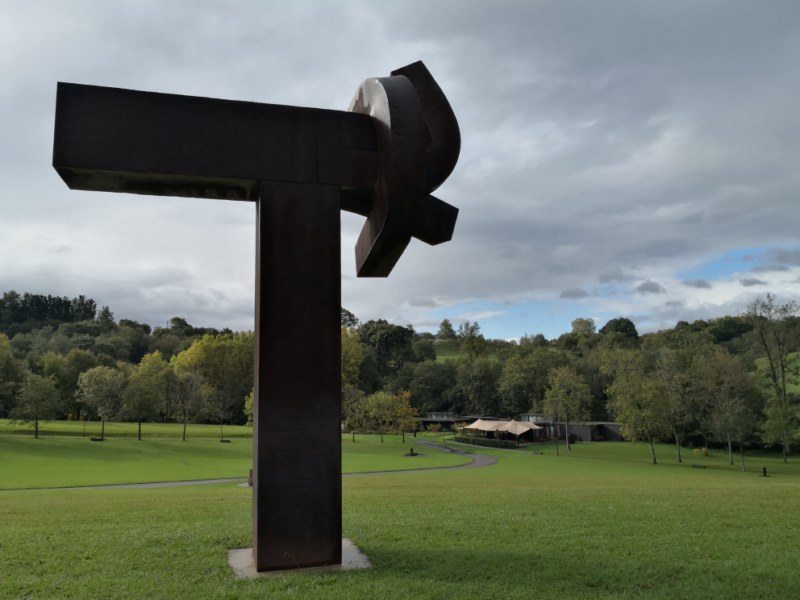 esculturas en chillida leku