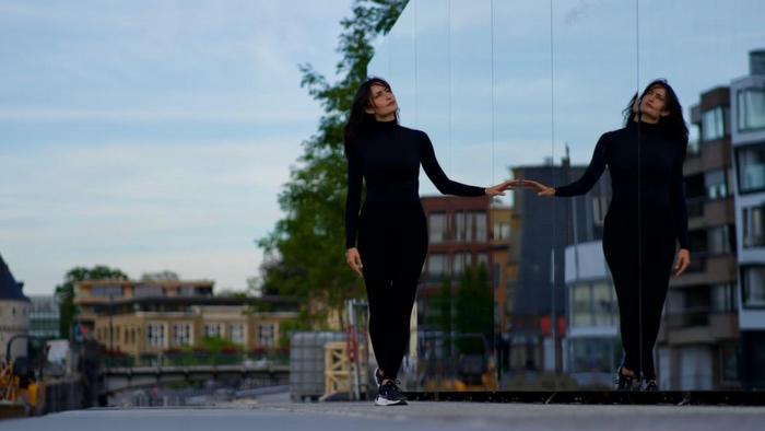 "HAPPILY EVER AFTER" de Rachel Valdés en la Trienal de Kortrijk 2024