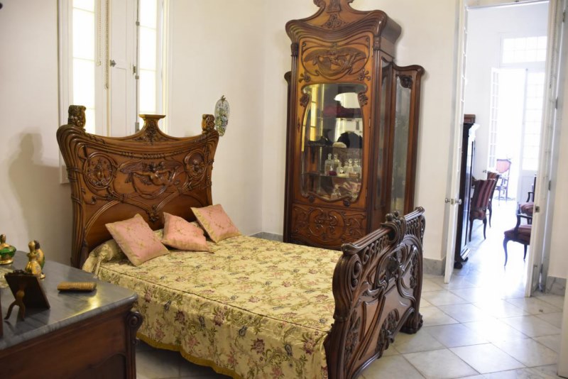 Dormitorio en la casa del vedado